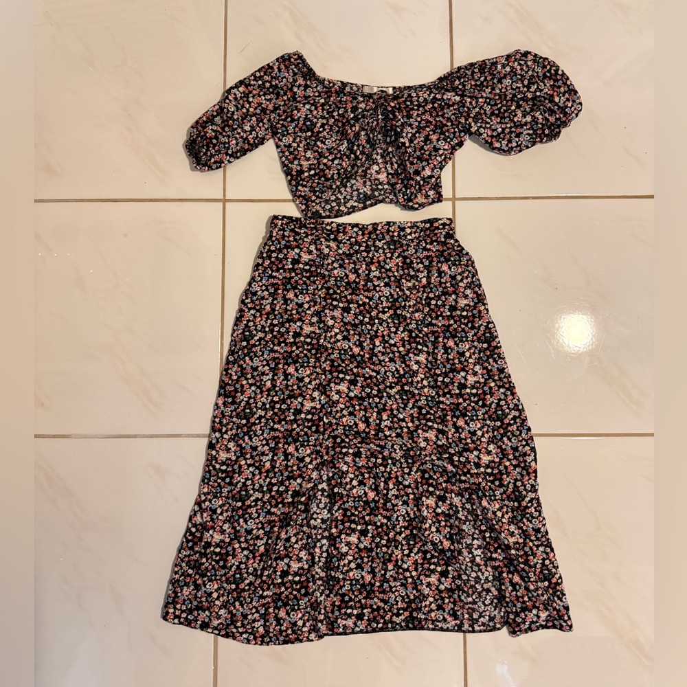 Floral Skirt and Top Set in Black and Pink